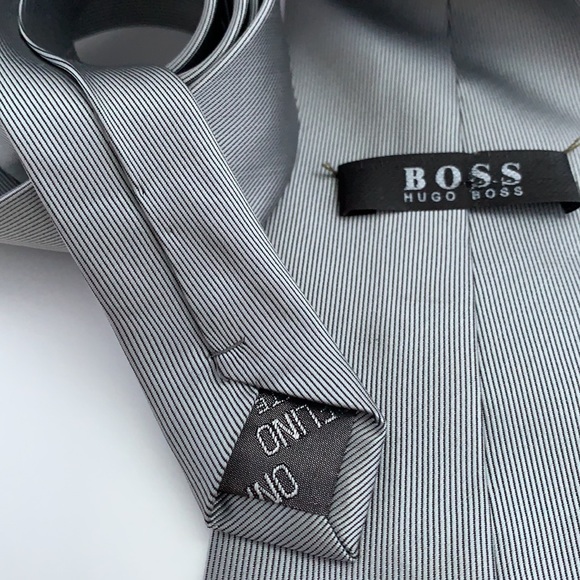 BOSS Hugo Boss fine line grey neck tie - Picture 5 of 8